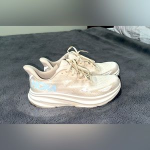 Men’s Hoka Clifton 9
